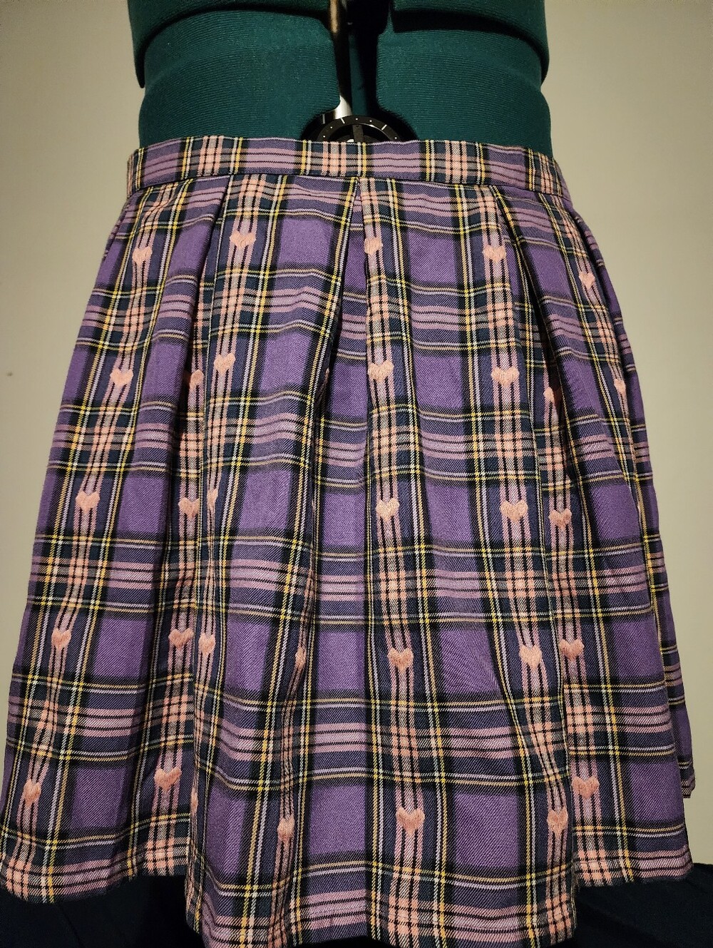 Hot Topic Purple Plaid Pleated Skirt with Pink Heart Motif